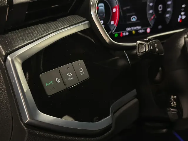 Audi Q3 Sportback Black Line 35TDi 150cv 2021