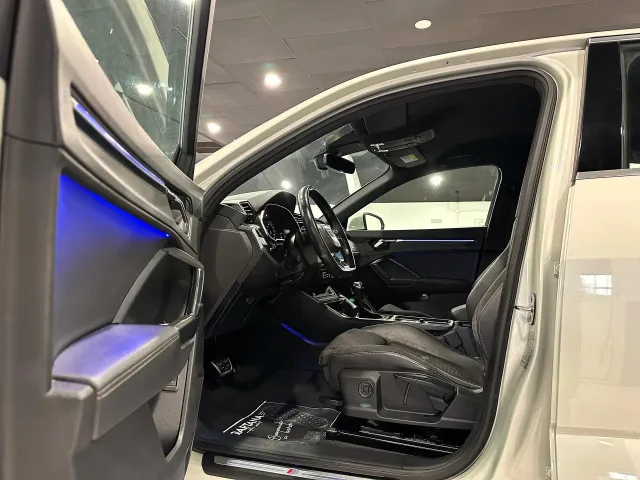 Audi Q3 Sportback Black Line 35TDi 150cv 2021