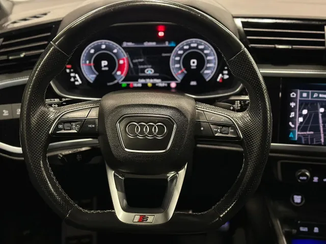 Audi Q3 Sportback Black Line 35TDi 150cv 2021