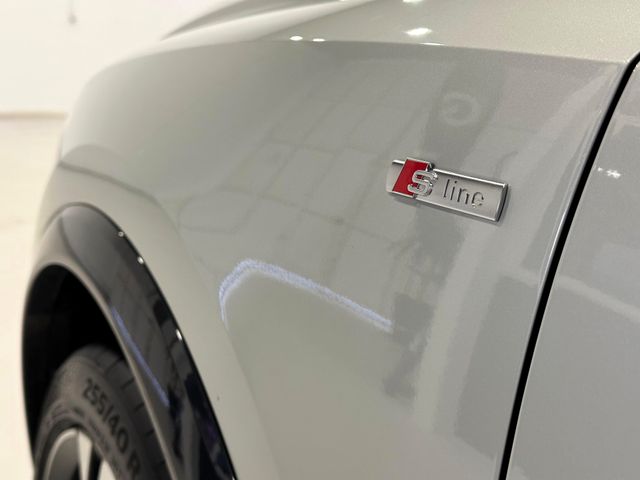 Audi Q3 Sportback Black Line 35TDi 150cv 2021