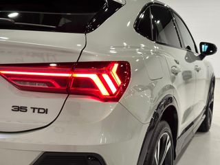 Audi Q3 Sportback Black Line 35TDi 150cv 2021