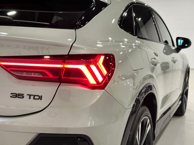 Audi Q3 Sportback Black Line 35TDi 150cv 2021