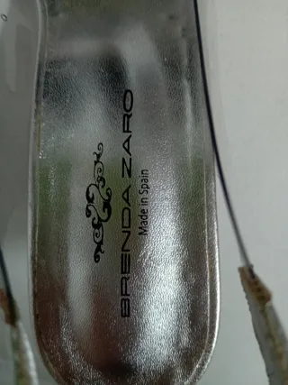 Zapatos Brenda Zaro Vinilo Broche Multicolor