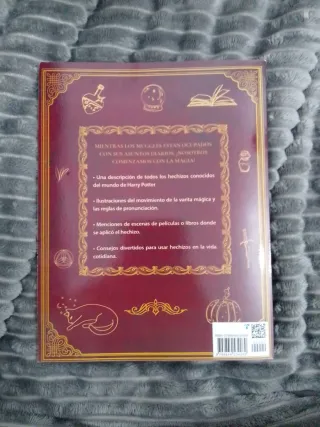 Libro de Hechizos de Harry Potter: La Guía Ilus...