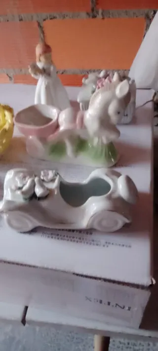 Figuras de porcelana pareja azul y blanco