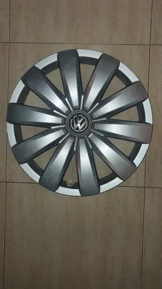 Tapacubos Volkswagen 16 pulgadas (4 unidades)