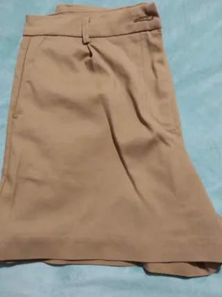 Pantalones cortos beige