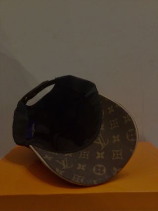 Gora Louis Vuitton