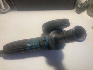 Radial Makita con discos