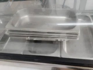 Vitrina 8 Bandejas + 4 de Regalo