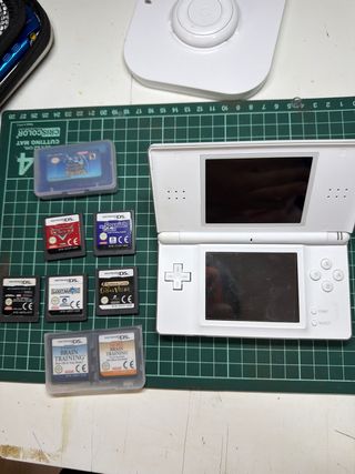Nintendo DS Blanca con Juegos