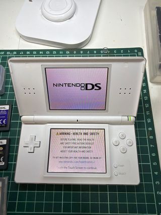 Nintendo DS Blanca con Juegos