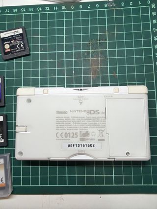 Nintendo DS Blanca con Juegos