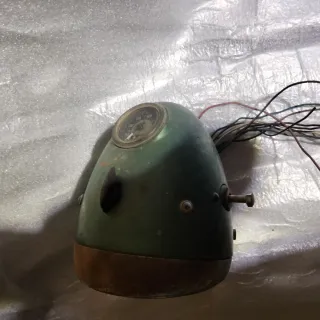 Faro Ducati 175 con velocímetro