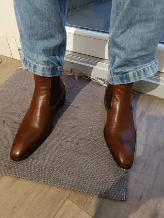 Botas de piel hechas a mano