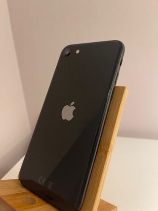 iPhone SE 128GB Space Gray