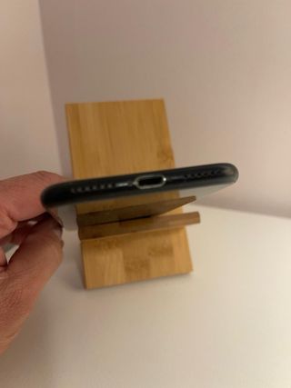 iPhone SE 128GB Space Gray