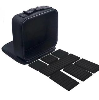 Bolsa de maquillaje rígida negra