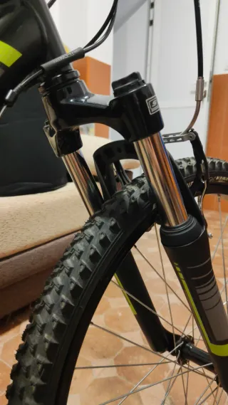 Bicicleta Rock Rider st500