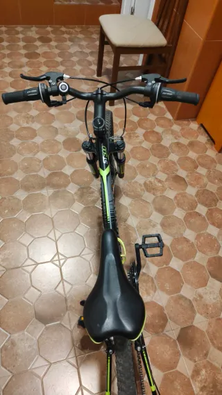 Bicicleta Rock Rider st500