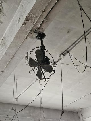 Ventilador antiguo de techo