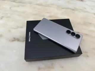 Samsung Z Fold 6 Silver Shadow Factura