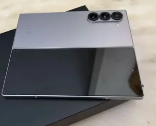 Samsung Z Fold 6 Silver Shadow Factura