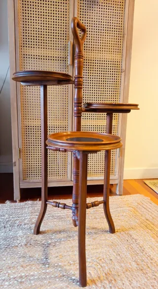 Mesa auxiliar Madeleine de Valenti