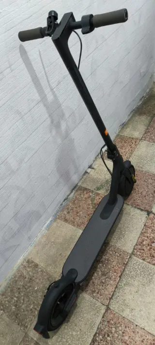 Patinete Eléctrico Xiaomi Esencia
