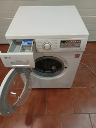 Lavadora LG 8kg Clase A+++