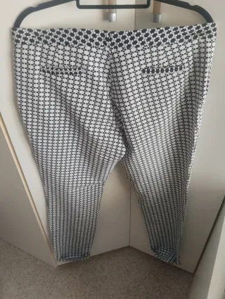 Pantalón estampado mujer