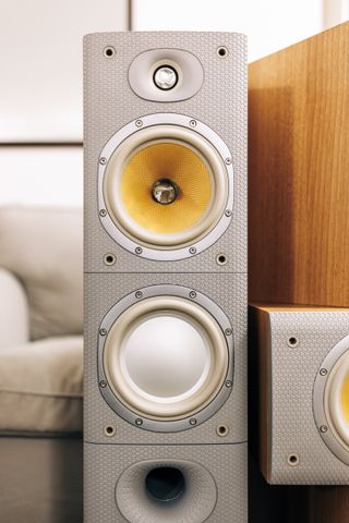 Altavoces Bowers & Wilkins DM 603 S3