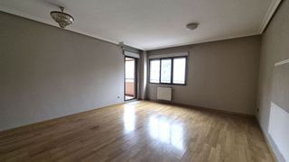 Piso en alquiler en Ensanche en Alcalá de Henares