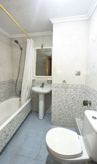 Piso en alquiler en Ensanche en Alcalá de Henares