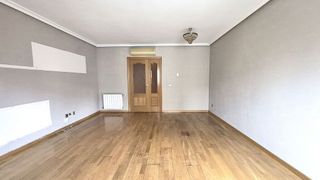 Piso en alquiler en Ensanche en Alcalá de Henares
