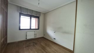 Piso en alquiler en Ensanche en Alcalá de Henares