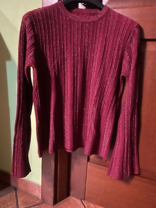 Maglione bordeaux con fili lamé