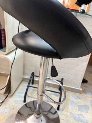 Silla Taburete Peluquería Negra