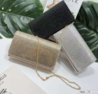 Bolsos de fiesta dorados y plateados