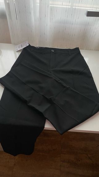 Pantalón negro Pull&Bear Talla M