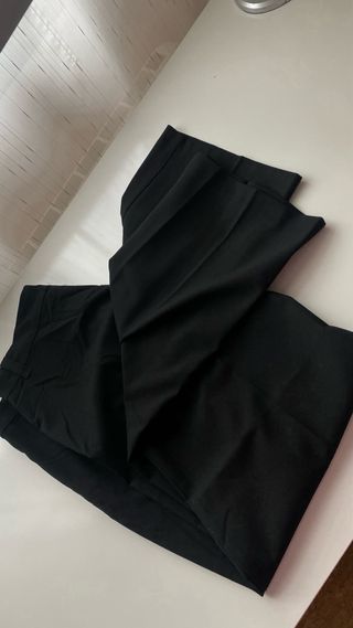 Pantalón negro Pull&Bear Talla M