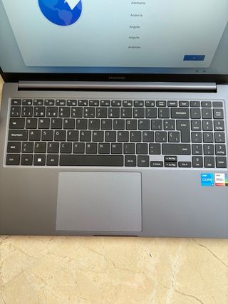 Samsung Galaxy Book4 15.6 Intel Core 5 16GB