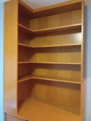 Escritorio y Estantería Roble