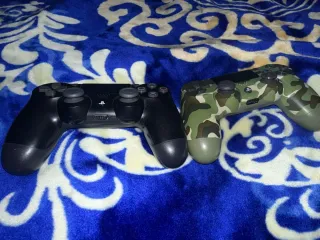 PS4 Slim 1TB + 2 Mandos + Juegos