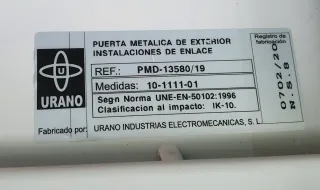 Puerta de dos ojos URANO 135X80X3.5