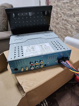 RADIO PARA COCHE PANTALLA EXTRAIBLE!!