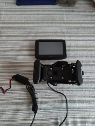 Navegador Garmin Zumo 346 + Soporte Touratech