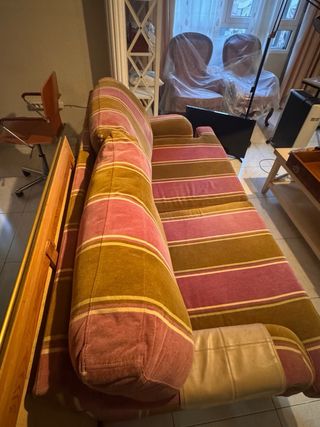 Sofá de tela a rayas rosa y marrón URGE VENTA