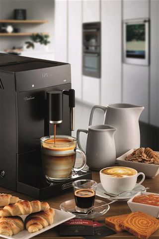 Cafetera Superautomática Negra