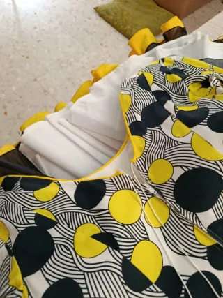 Vestido de feria volantes lunares